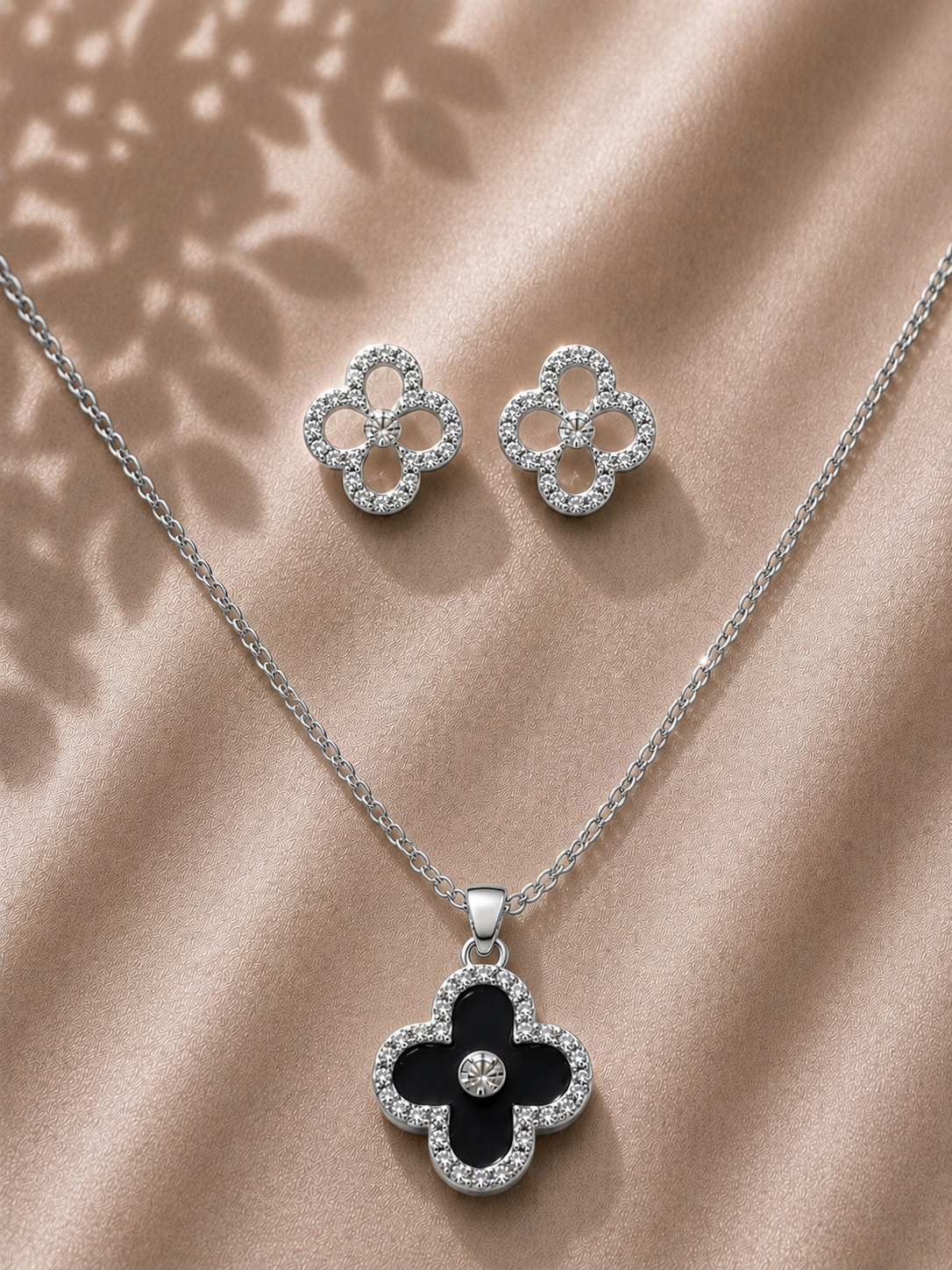 Crystal Clover Jewelry Set