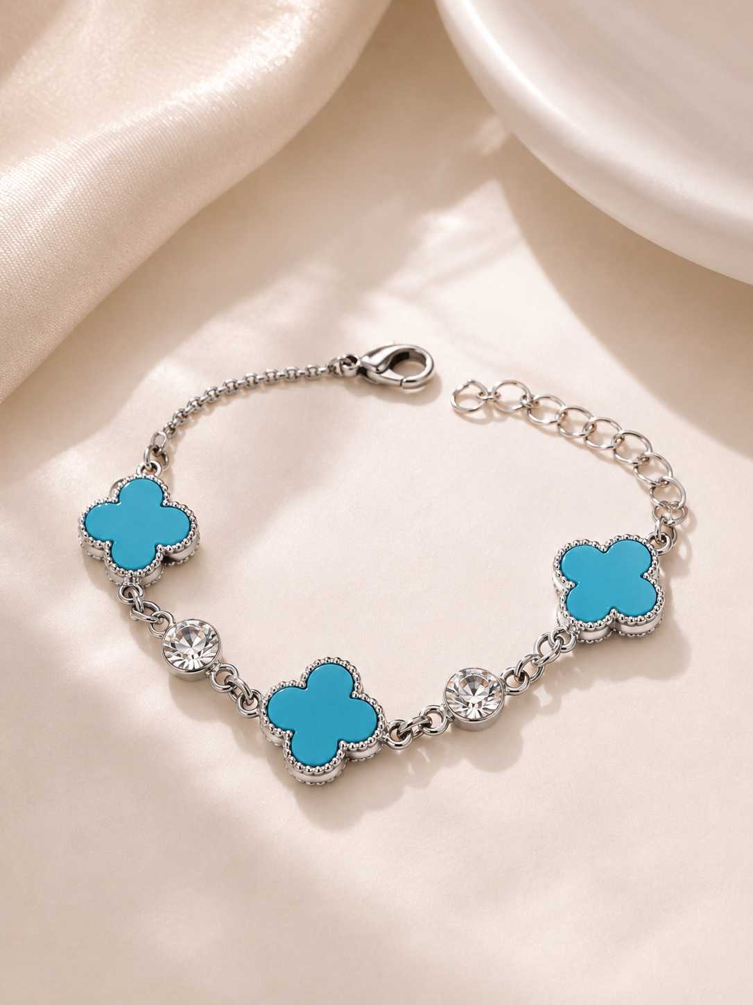 Luxury Clover Crystal Bracelet