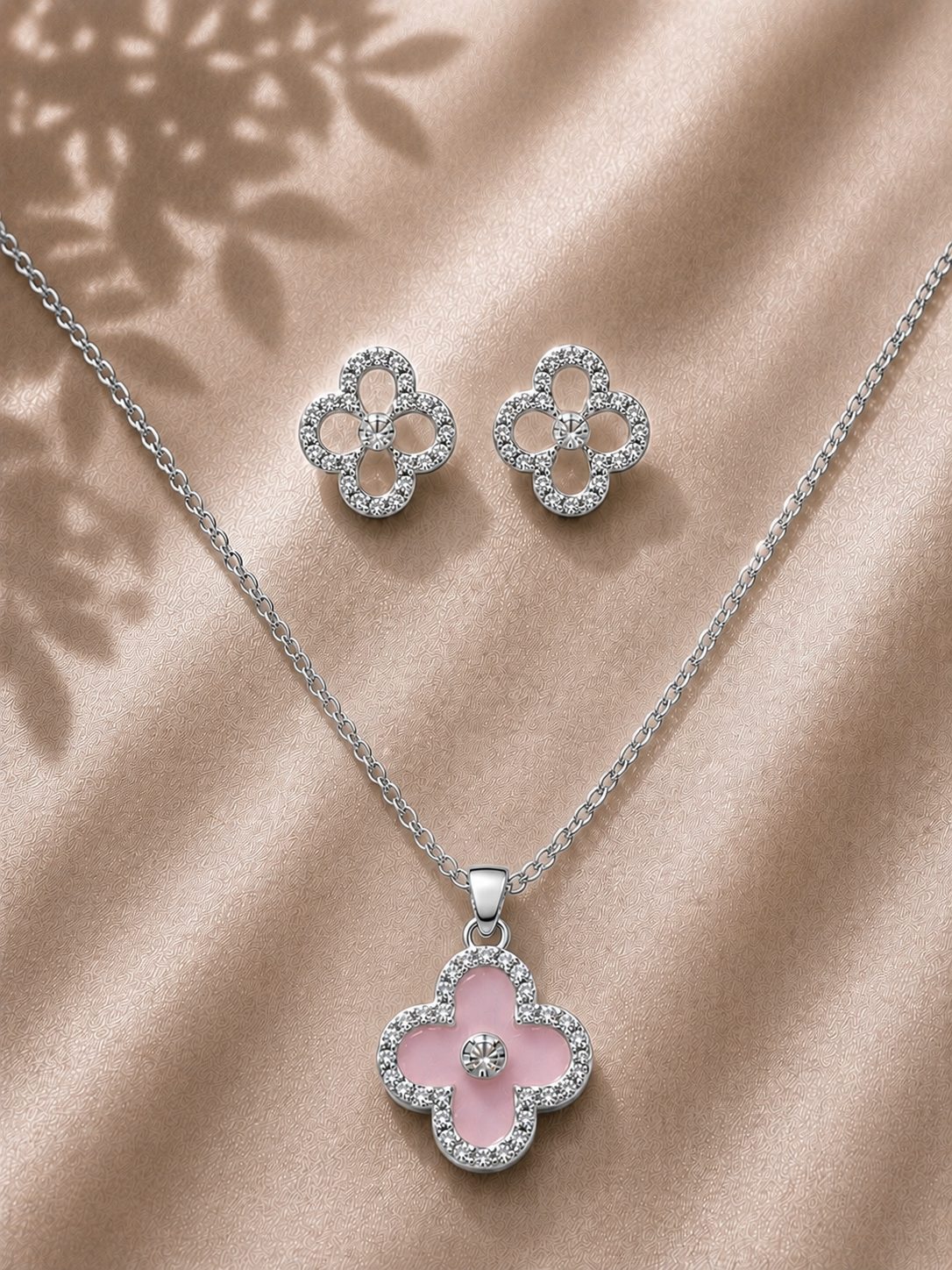 Crystal Clover Jewelry Set