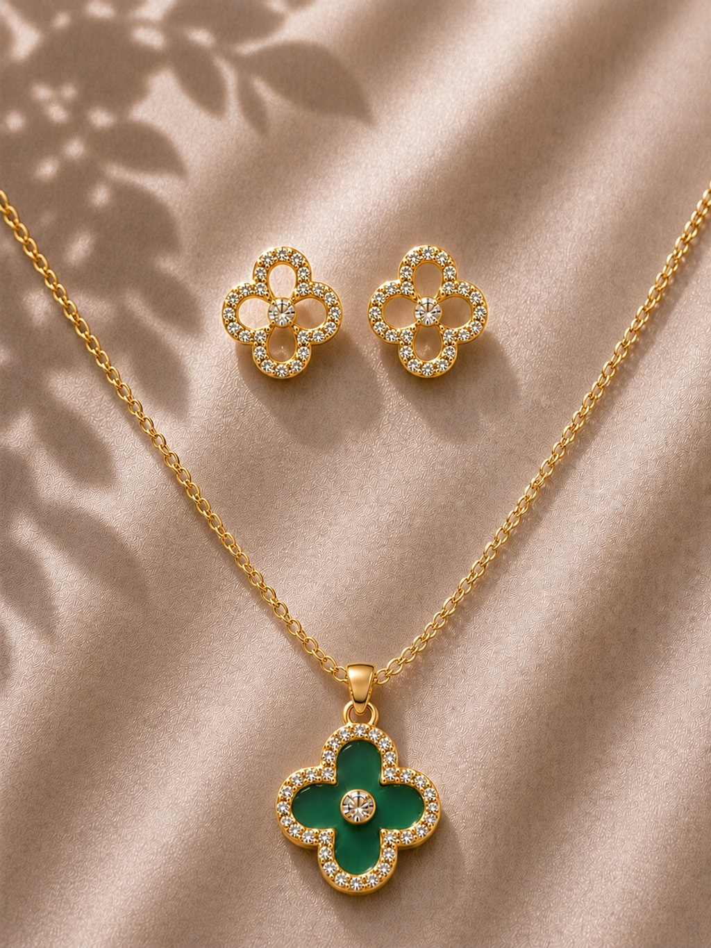 Crystal Clover Jewelry Set