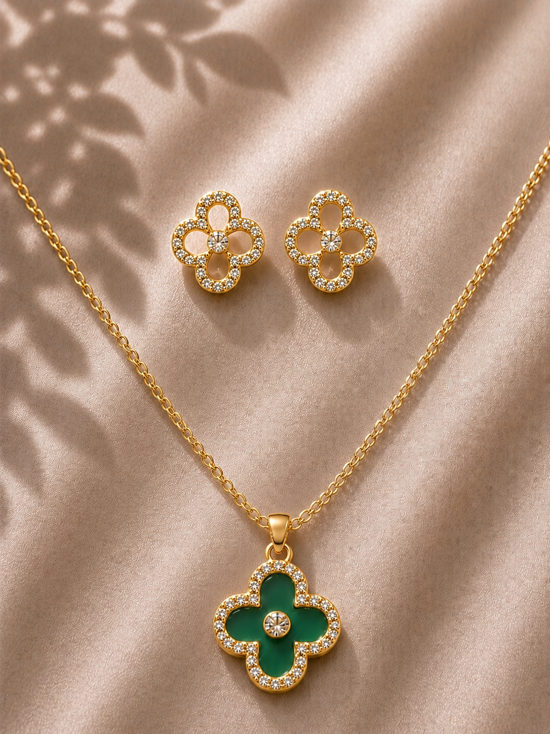 Crystal Clover Jewelry Set