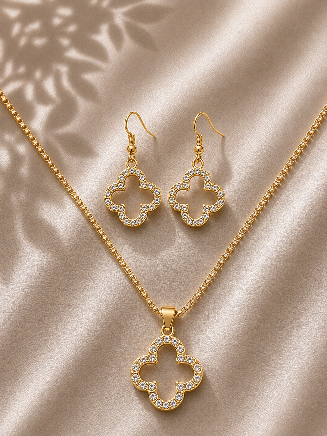 Crystal Clover Jewelry Set